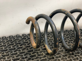 пружина задняя Kia Sorento 1 поколение 2003, 2.5 л., D4CB, дизель, МКПП, внедорожник 5 дв.