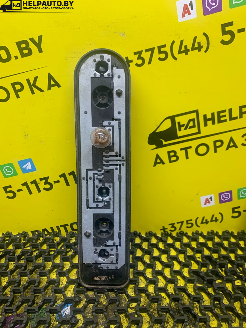 панель заднего правого фонаря Peugeot Boxer 1 поколение 1999, 1.9 л., TDi, DHX (XUD9TE), дизель, МКПП, бордовый, микроавтобус, передний привод - фото №1
