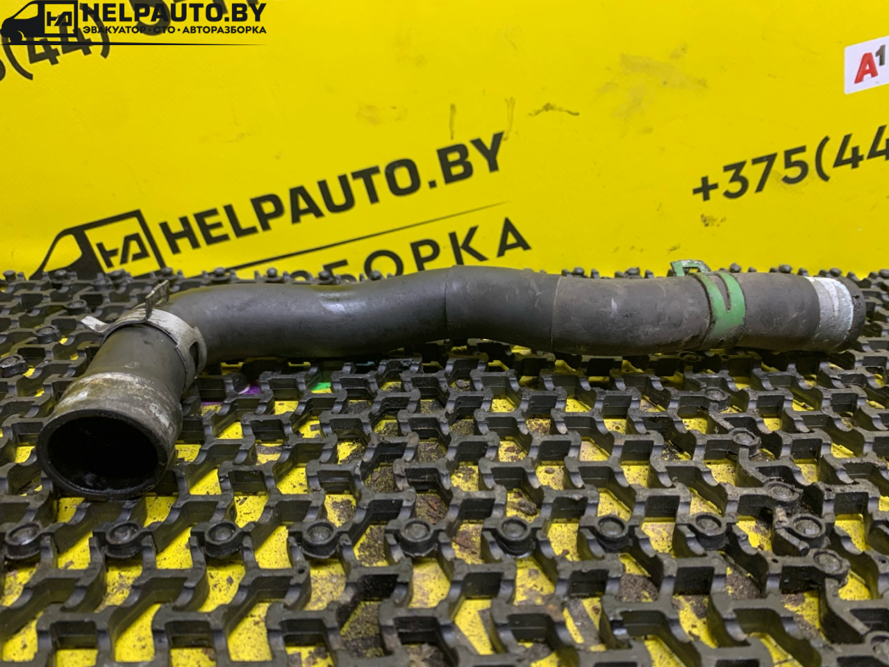 патрубок радиатора Ford Mondeo 2 поколение 1998, 1.8 л., дизель, МКПП, синий, хетчбэк 5 дв., передний привод - фото №1