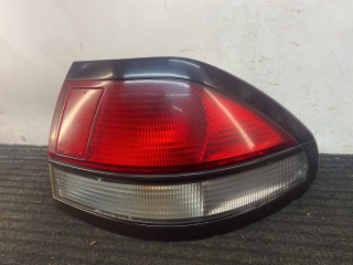 фонарь задний правый Mazda 626 GF 1997, 2.0 л., дизель, МКПП, зелёный, седан, передний привод
