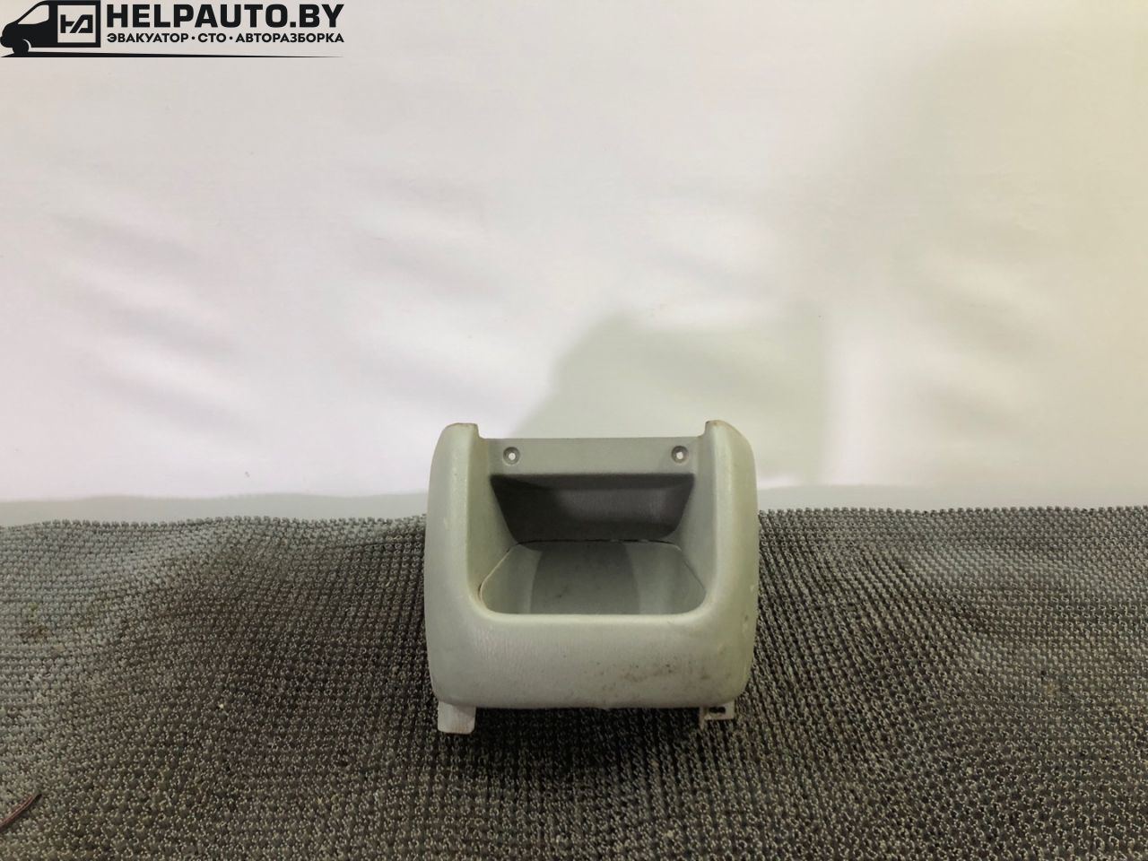 пластик Dodge Caravan 3 поколение RG 1999, 2.4 л., EDZ, бензин, АКПП, темно зеленый, передний привод - фото №1