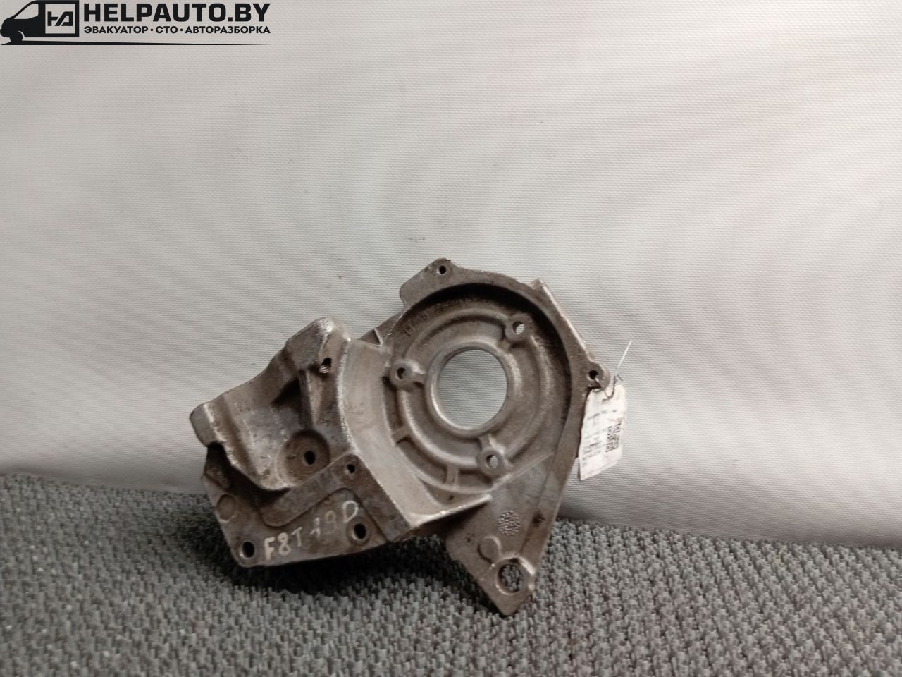 кронштейн ТНВД Renault Scenic 1 поколение 1998, 1.9 л., дизель, 5МКПП, голубой, минивэн, передний привод - фото №1