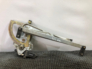 стеклоподъемник электрический задний правый Kia Sorento 1 поколение 2005, 2.4 л., G4JS, бензин, МКПП, красный, внедорожник 5 дв., полный подключаемый привод