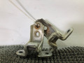петля двери Toyota RAV4 2 поколение (XA20) 2002, 2.0 л., дизель, МКПП, серебристый, седан - фото №2