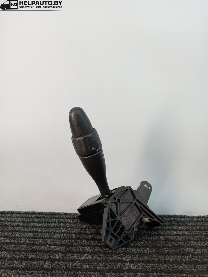 переключатель подрулевой (стрекоза) Pontiac Sunfire 1 поколение 1999, 2.2 л., бензин, АКПП, черный, передний привод, 22575767, 22575768, 22581539, 22581540, 22647769, 289191A - фото №1