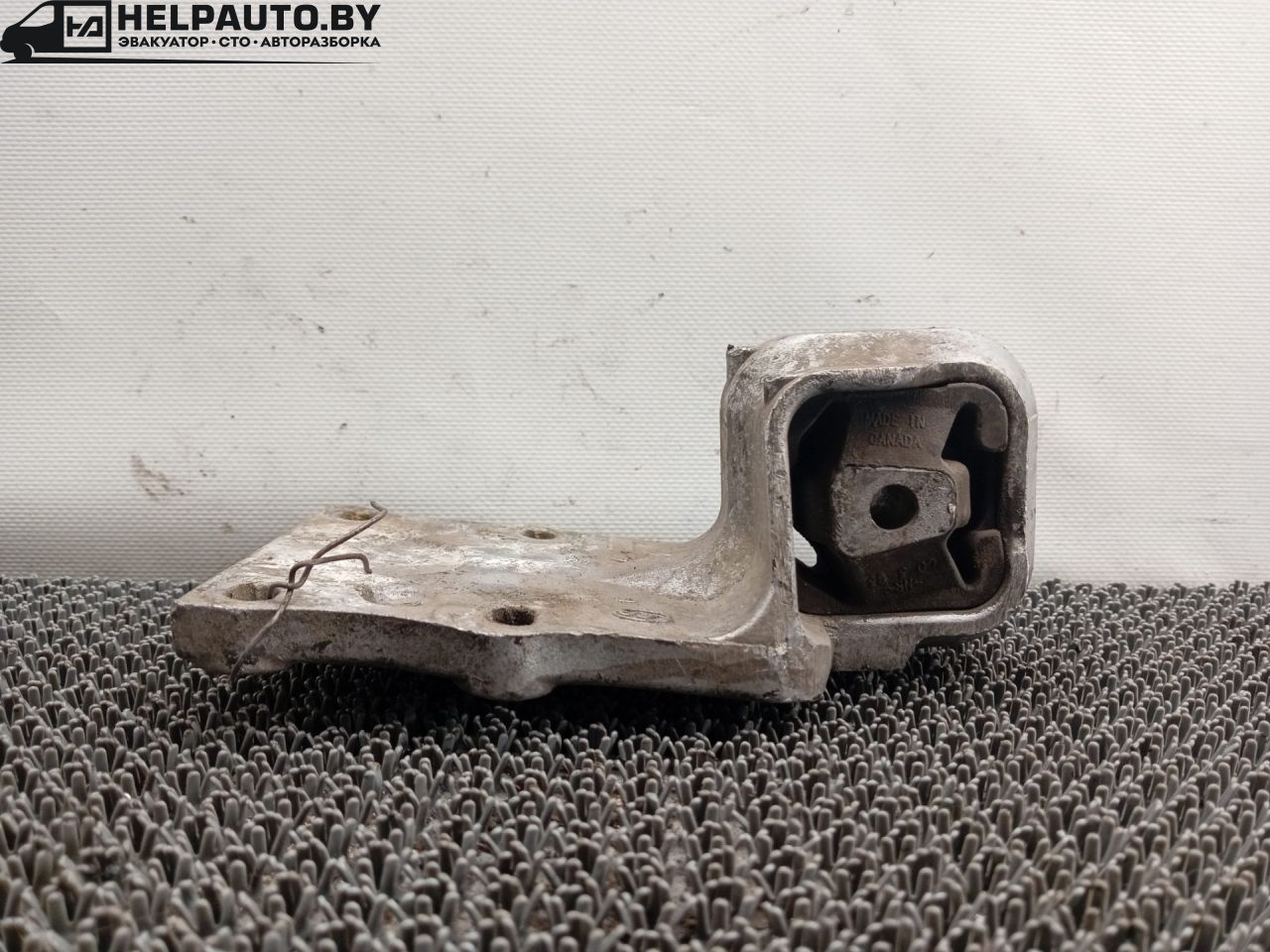 кронштейн двигателя Opel Sintra 1 поколение 1998, 2.2 л., X 22 XE, бензин, МКПП, минивэн, передний привод - фото №1