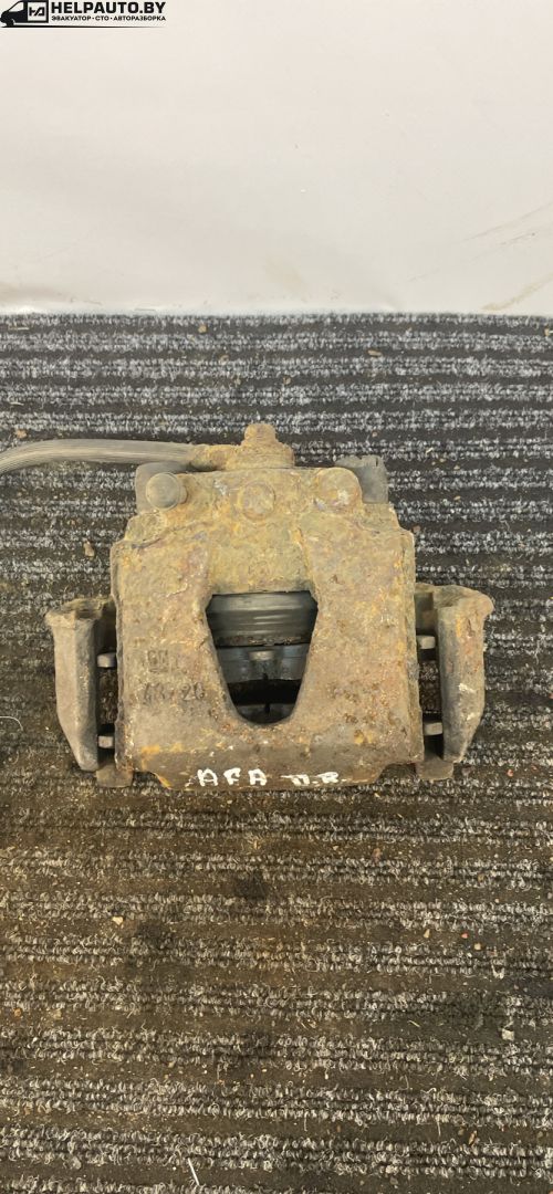 суппорт передний правый Opel Astra F 1994, 1.6 л., X 16 SZ, бензин, АКПП, синий, хетчбэк 5 дв., передний привод - фото №1
