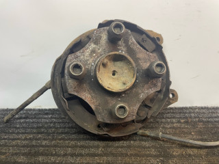 ступица задняя правая Toyota Yaris P1 2001, 1.0 л., 1SZ-FE, бензин, МКПП, серебро, хетчбэк 5 дв., передний привод