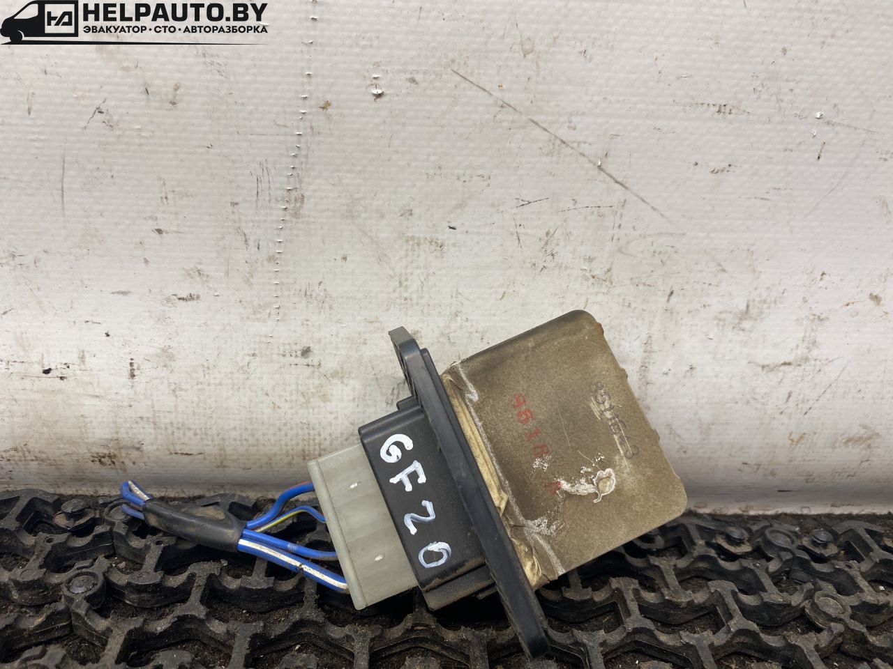 сопротивление печки Mazda 626 GF 1997, 2.0 л., дизель, МКПП, зелёный, седан, передний привод, 8511E43 - фото №1