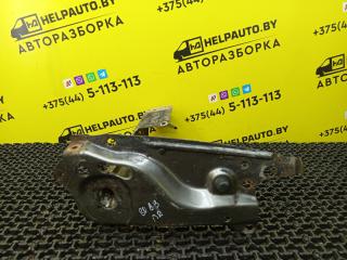 передняя панель крепления облицовки (телевизор) Audi 80 B3 1988, 1.6 л., дизель, МКПП, седан, передний привод