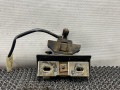 замок багажника Renault Safrane 1 поколение 1994, 2.2 л., J7T 760, бензин, 5МКПП, черный, хетчбэк 5 дв., передний привод - фото №2