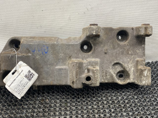 кронштейн генератора Volvo V40 1 поколение 1999, 2.0 л., B 4204 S, бензин, АКПП, синий, универсал, передний привод, 9146253