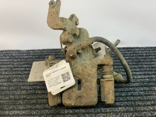 суппорт задний левый Hyundai Coupe RD [рестайлинг] 1999, 2.0 л., G4GF, бензин, 5МКПП, желтый, купе