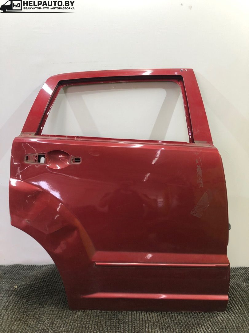 дверь задняя правая Dodge Caliber 1 поколение 2008, 1.8 л., бензин, МКПП, красный, хетчбэк 5 дв., передний привод - фото №1