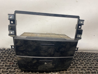 пепельница Kia Sorento 1 поколение 2003, 2.5 л., D4CB, дизель, МКПП, внедорожник 5 дв.