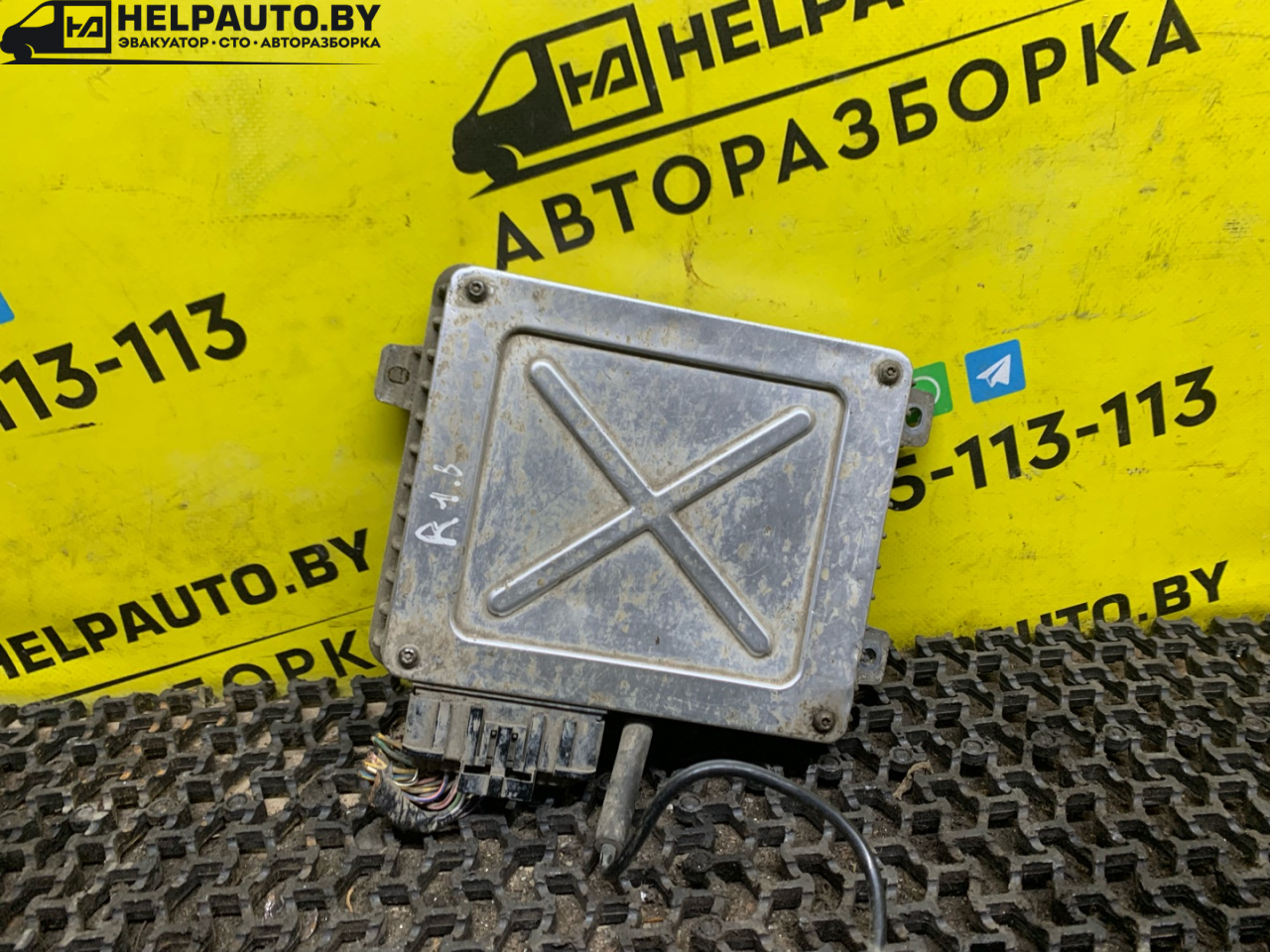 блок управления двигателем Rover 400 Series 2 поколение 1999, 1.4 л., 14 K4F, бензин, МКПП, зеленый, хетчбэк 5 дв., передний привод - фото №1
