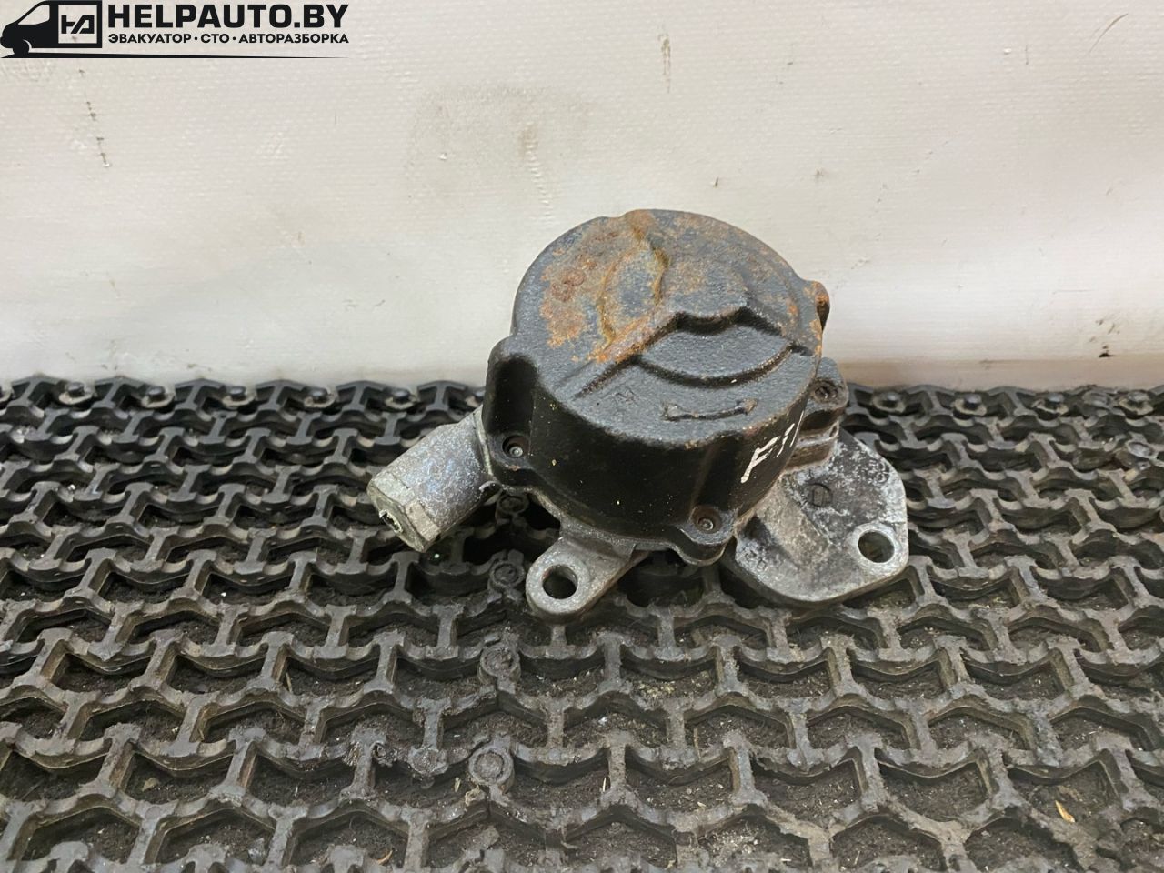 насос вакуумный Fiat Scudo 1 поколение (1996 - 2007), 2.0 л., дизель, МКПП, белый, минивэн, передний привод - фото №1