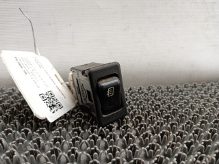 кнопка обогрева заднего стекла Nissan Primera P10 1992, 1.8 л., бензин, МКПП, передний привод