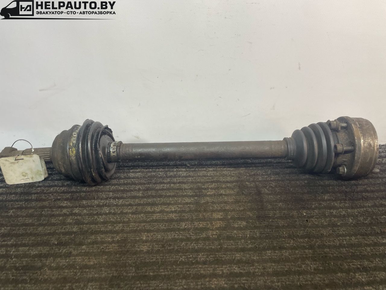 полуось передняя левая (приводной вал, ШРУС) Volkswagen Golf 2 поколение 1990, 1.6 л., дизель, хетчбэк 5 дв., JP - фото №1
