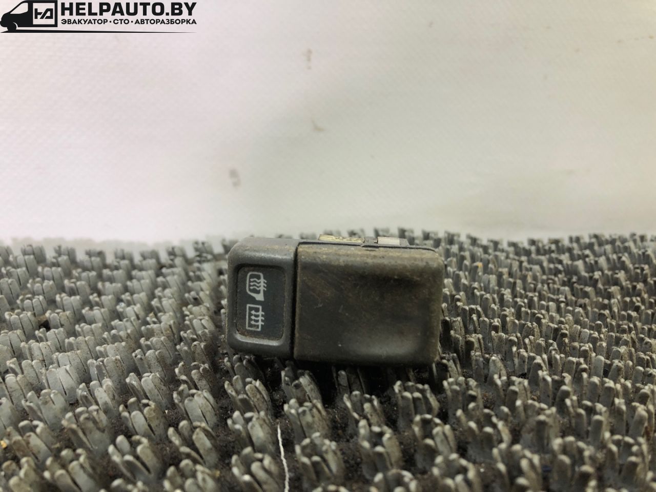 кнопка (выключатель) Volvo S70 1 поколение 2000, 2.5 л., D 5252 T, дизель, МКПП, черный, седан, передний привод - фото №1