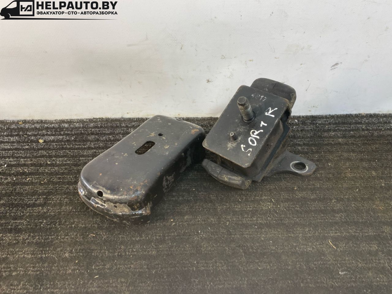 подушка крепления двигателя Kia Sorento 1 поколение 2004, 2.5 л., CRDi, D4CB, дизель, АКПП, серебристый, внедорожник 5 дв., полный подключаемый привод - фото №1