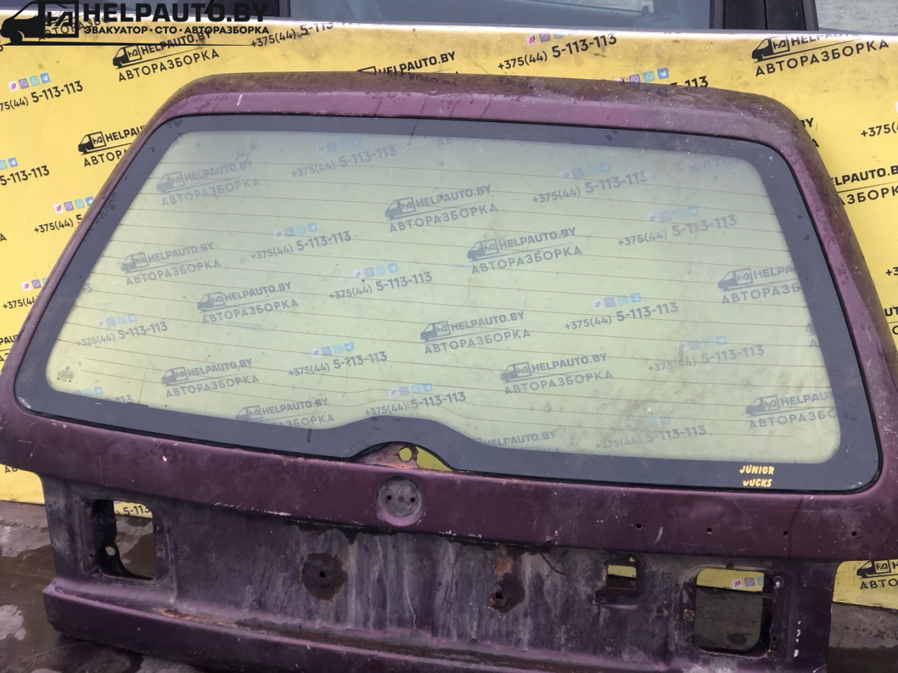 стекло заднее Volkswagen Passat B3 1991, 1.8 л., бензин, МКПП, универсал, передний привод - фото №1