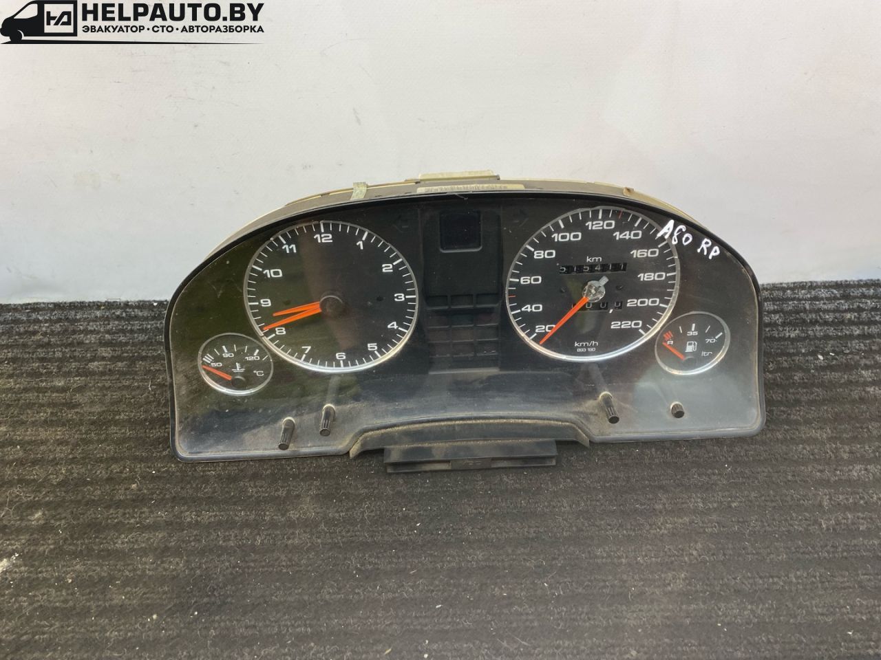 щиток приборов (приборная панель) Audi 80 B3 89/B3 1987, 1.8 л., бензин, МКПП, серый, седан, передний привод, 893919067, 88311113, 231020025001, 88311155, 993087371, 060291123019, 893919033 - фото №1