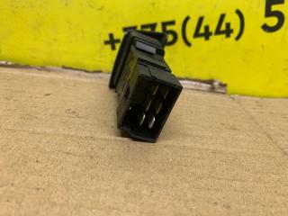 кнопка аварийной сигнализации Nissan Serena C23 1992, 2.0 л., дизель, МКПП, серебро, минивэн, передний привод