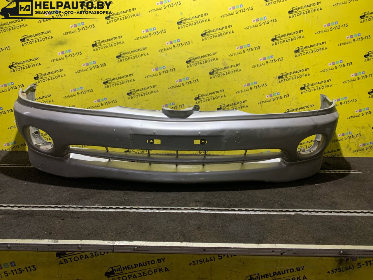 бампер передний Mitsubishi Galant 7 поколение 1994, 2.0 л., бензин, МКПП, серебро, седан, передний привод - фото №1