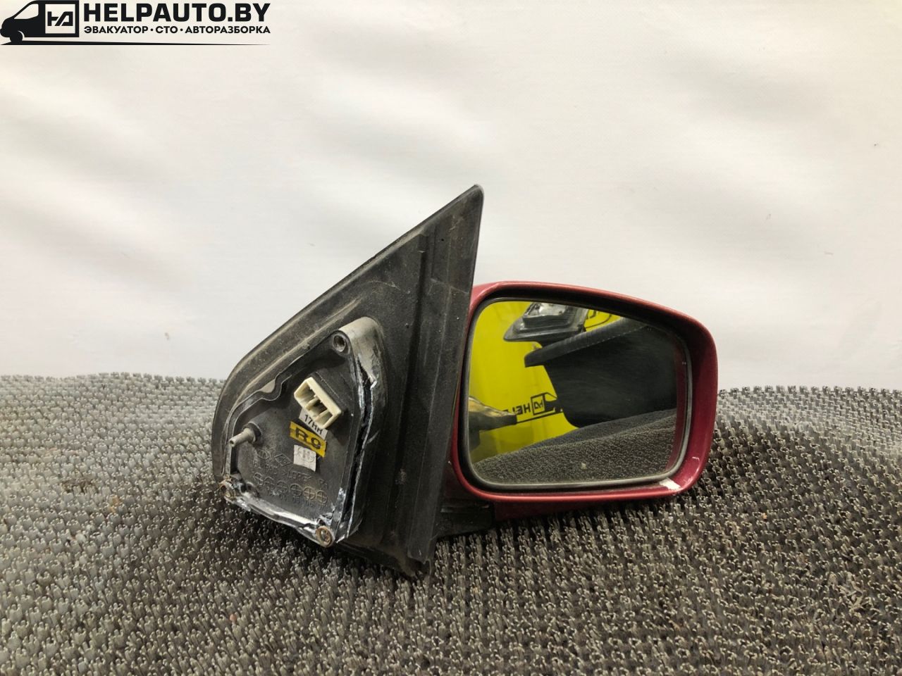 зеркало наружное правое Kia Sorento 1 поколение 2005, 2.4 л., G4JS, бензин, МКПП, красный, внедорожник 5 дв., полный подключаемый привод - фото №1