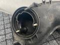 патрубок воздушного фильтра Volkswagen Vento 1 поколение 1991, 1.8 л., бензин, МКПП, серый, седан, передний привод - фото №3