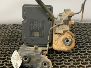 блок ABS Ford Escape 2 поколение R3 2009, 2.3 л., бензин, АКПП, синий, внедорожник 5 дв., передний привод, 8L84-2C346