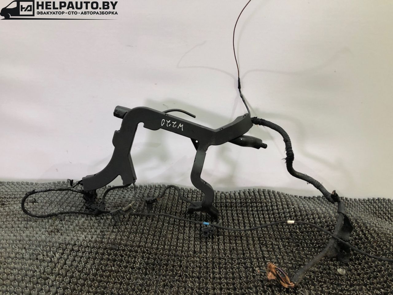 проводка свечей накала Mercedes-Benz C-Класс W202/S202 1995, 2.2 л., дизель, МКПП, черный, седан, задний привод - фото №1