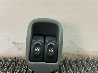 блок управления стеклоподъемниками Renault Scenic 1 поколение 1998, 1.6 л., бензин, МКПП, 838099G