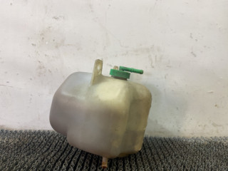 бачок расширительный Nissan Bluebird T12/T72 1987, 2.0 л., бензин, МКПП, бордовый, хетчбэк 5 дв., передний привод