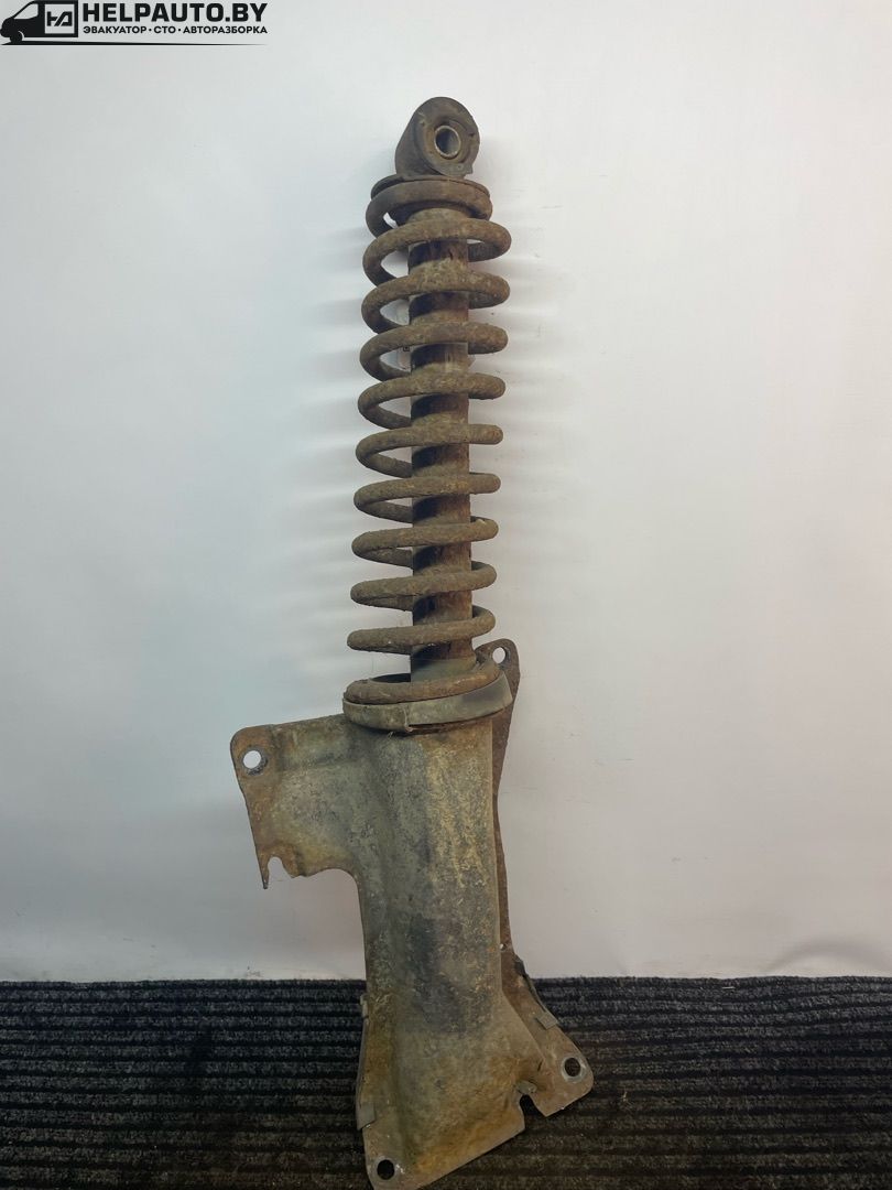 стойка задняя Audi 80 8C/B4 1995, 2.0 л., бензин, МКПП, седан, передний привод - фото №1