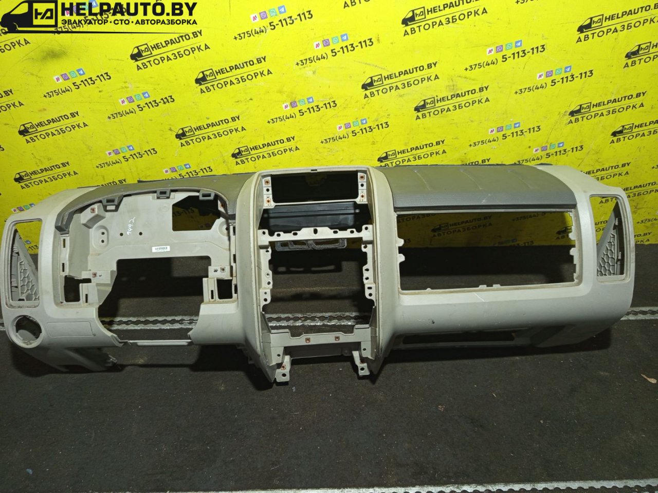 панель передняя салона (торпедо) Ford Escape 2 поколение R3 2009, 2.3 л., бензин, АКПП, синий, внедорожник 5 дв., передний привод - фото №1