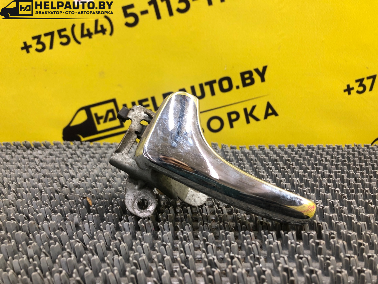 ручка внутренняя задняя левая Volvo V40 1 поколение 1999, 2.0 л., B 4204 S, бензин, АКПП, синий, универсал, передний привод - фото №1