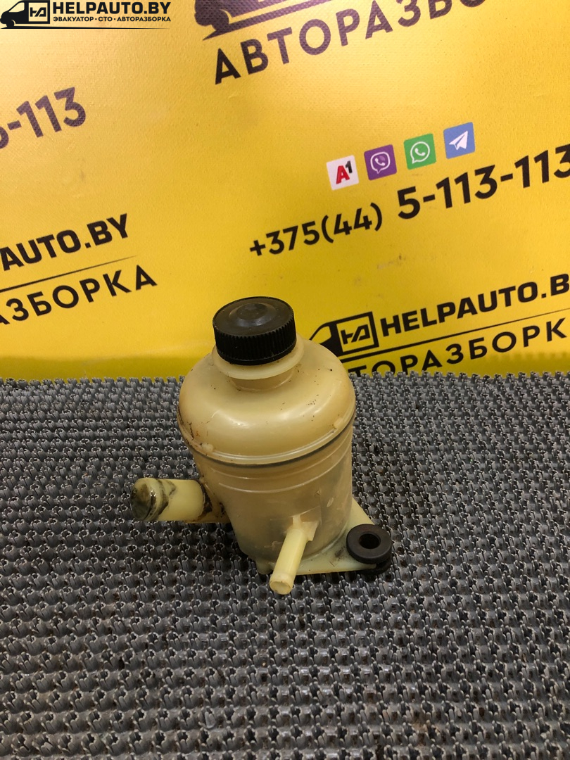 бачок гидроусилителя Mazda 626 GE 1994, 1.8 л., FP, бензин, МКПП, бордовый, седан, передний привод - фото №1