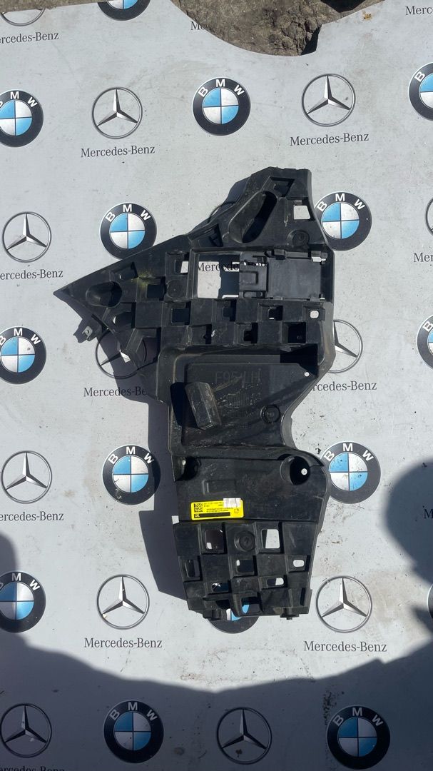 Крепление бампера заднего BMW X5 M F95 2021, 4.4 л., бензин, полный привод, 8075209, 51128075209 - фото №1