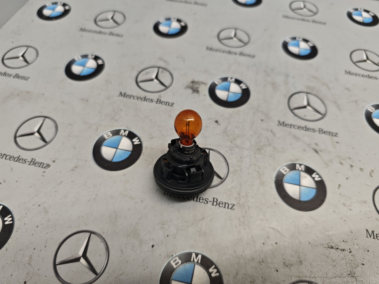 указатель поворота BMW X5 F15 2017, 3.0 л., N55 B30 A, бензин, АКПП, PY24WM615EB - фото №1