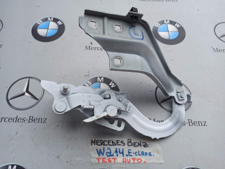 петля капота левая Mercedes-Benz E-Класс W214 2025, 2.0 л., дизель, A2148801300