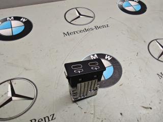 разъем AUX / USB BMW X7 G07 [рестайлинг] 2024, 3.0 л., B58B30, бензин, полный привод, 5A84163