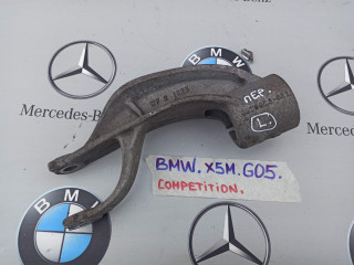крепление амортизатора BMW X5 M F95 2021, 4.4 л., бензин, полный привод, 6876683