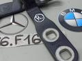 петля крышки багажника BMW X6 F16 2016, 3.0 л., бензин, правый руль, 7318691 - фото №2
