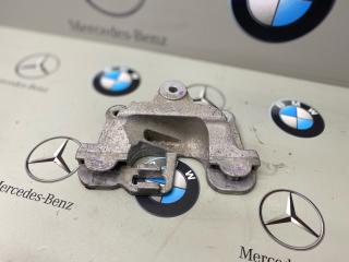 кронштейн (крепление) Mercedes-Benz E-Класс W213 [рестайлинг] 2021, 2.0 л., бензин, A2640901100