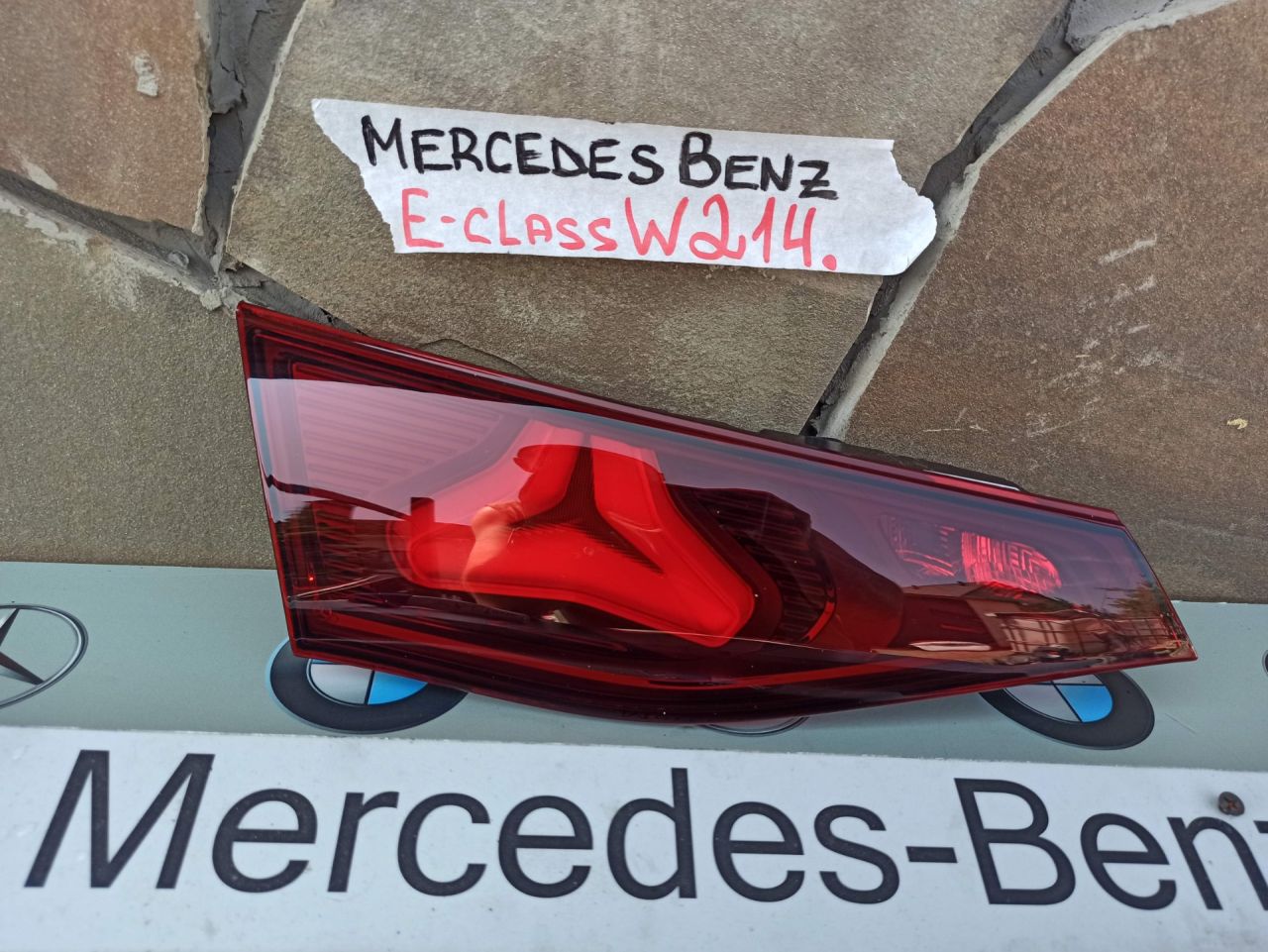 фонарь крышки багажника левый Mercedes-Benz E-Класс W214 2025, 2.0 л., дизель, A2149065302 - фото №1