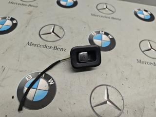 кнопка открытия багажника Mercedes-Benz GLC-Класс X253 [рестайлинг] 2020, 2.0 л., M264.920, бензин, полный привод, правый руль, A2059051718