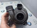 помпа BMW X5 E70 [рестайлинг] 2013, 3.0 л., N55 B30 A, бензин, 7632426 - фото №2