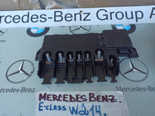 блок предохранителей Mercedes-Benz E-Класс W214 2025, 2.0 л., дизель, A2235403115